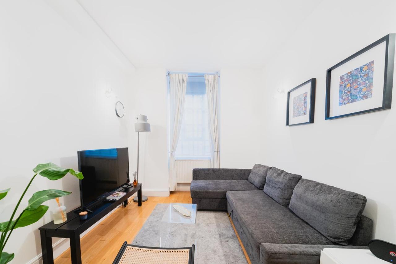 Covent Garden 2-Bedroom Apartment لندن المظهر الخارجي الصورة