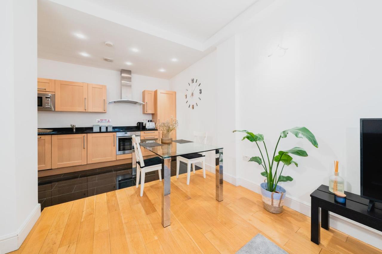 Covent Garden 2-Bedroom Apartment لندن المظهر الخارجي الصورة