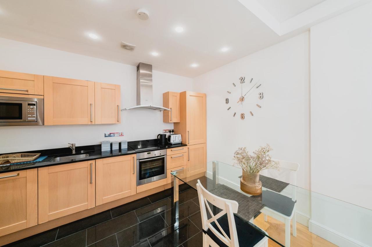 Covent Garden 2-Bedroom Apartment لندن المظهر الخارجي الصورة